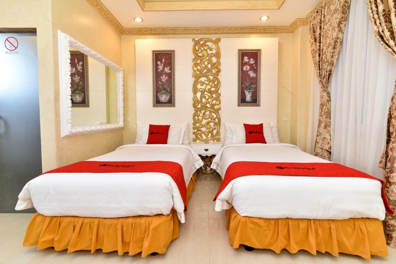 Reddoorz Plus Near Discovery Shopping Mall Bali Kuta Lombok Exterior foto